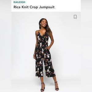 New Kaileigh “Rica” Floral Jumpsuit MEDIUM pockets, adjustable straps, tie waist